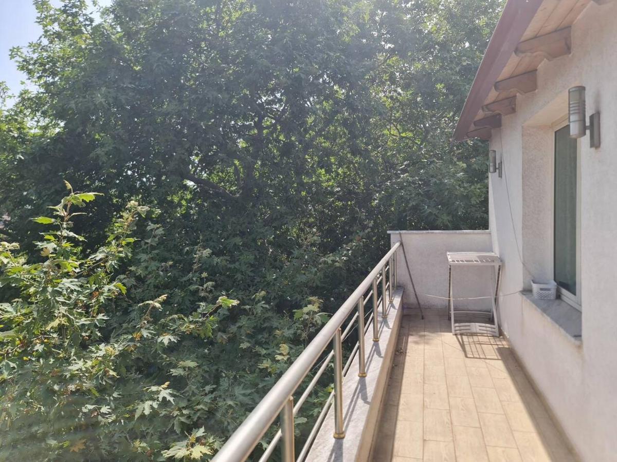 Penthahouse Shallvare Tirana Buitenkant foto